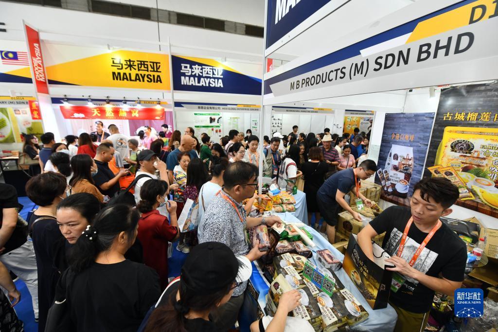 斗牛下载送金币